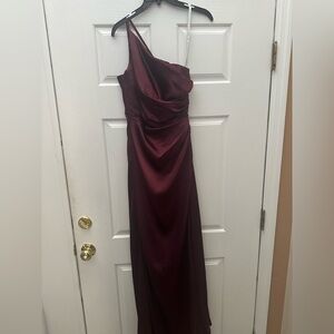 Chic One-Shoulder Burgundy Dress